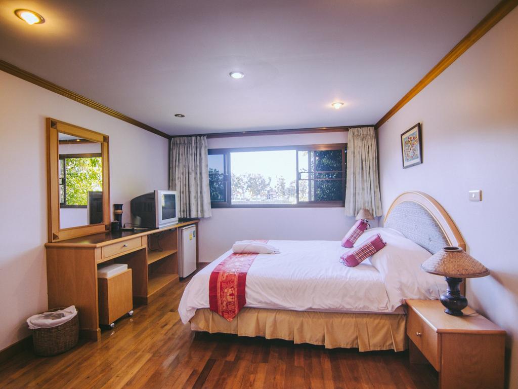 Tanita Lagoon Resort Udon Thani Camera foto