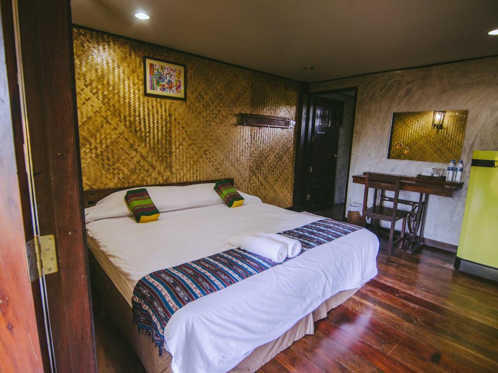 Tanita Lagoon Resort Udon Thani Camera foto