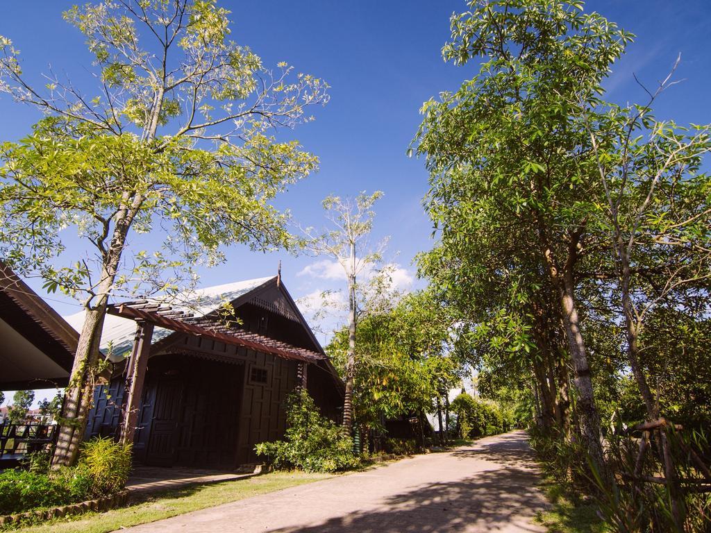 Tanita Lagoon Resort Udon Thani Camera foto