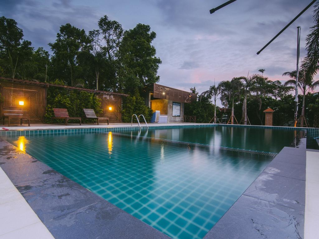 Tanita Lagoon Resort Udon Thani Esterno foto