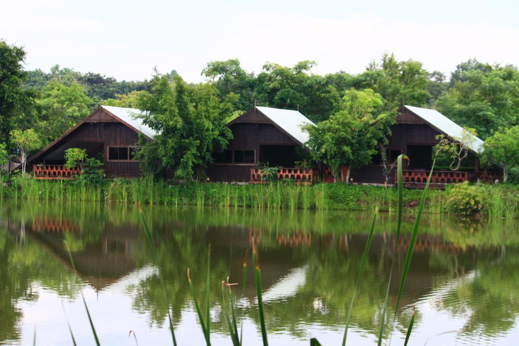 Tanita Lagoon Resort Udon Thani Camera foto