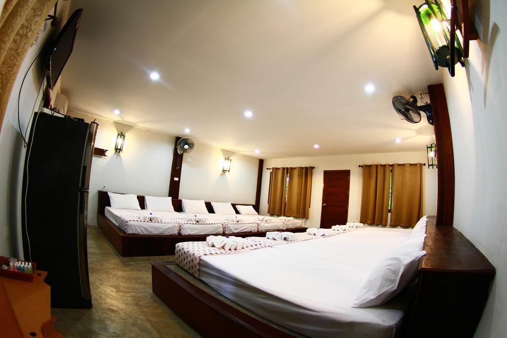 Tanita Lagoon Resort Udon Thani Esterno foto